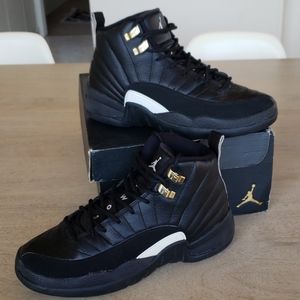 Nike Air Jordan 12 Retro Black & Gold - sz 5Y